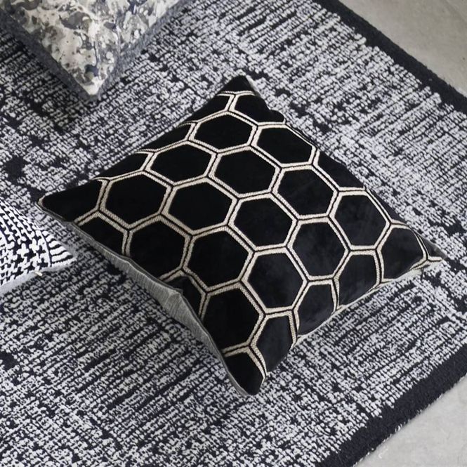 Hovedbilde Designers Guild - Manipur  Noir Velvet
